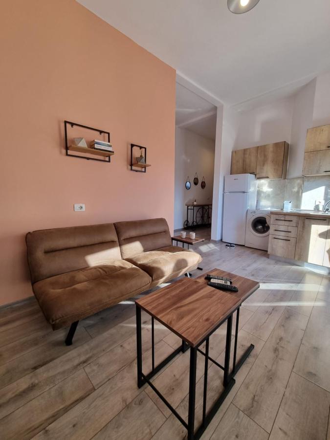 Sky Apartament. Bllok District * Tirana